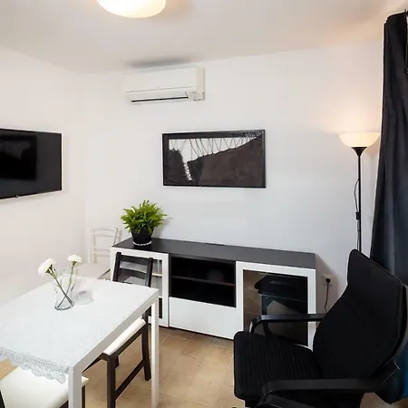 C52 Apartment *